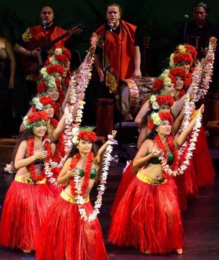 hula-2 Hula Dancers